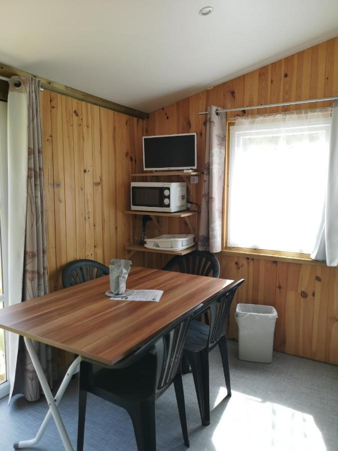 Camping Chantecler Bagneres-de-Luchon Exterior photo